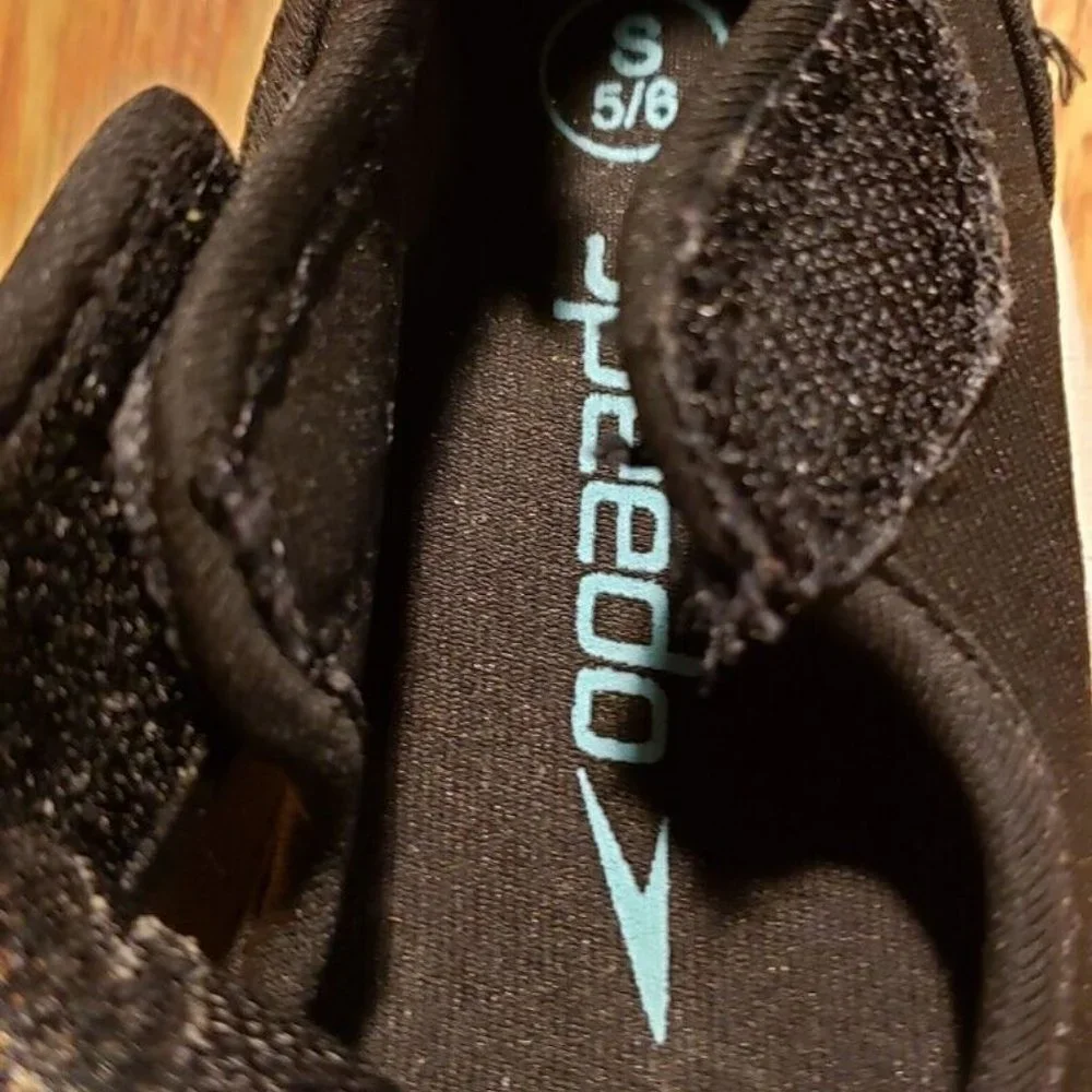 Speedo Baby/Toddler Water Swim Shoes Size: 5/6 Black Unisex